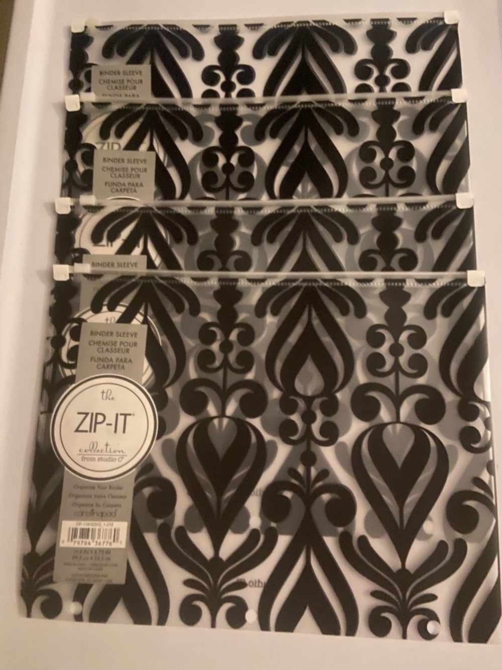 StudioC Zip-It 3 Hole Punched Binder Sleeves 11.5 x8.75  Black (4)